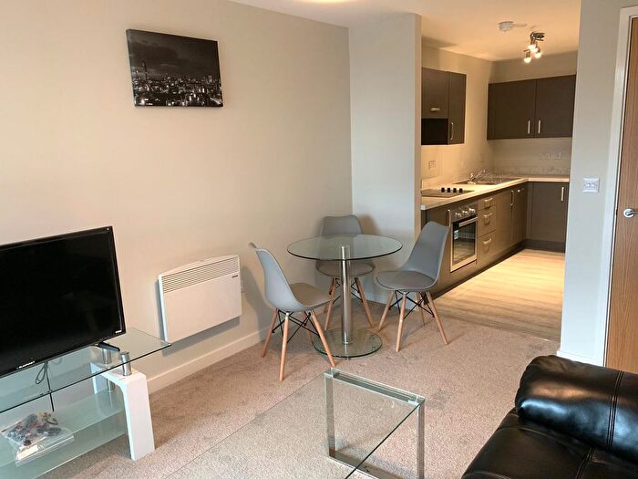 1 Bedroom Flat To Rent In Adelphi Street, Salford, Greater Manchester, M3