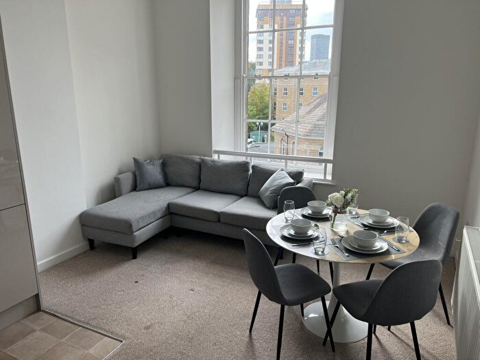 3 Bedroom Apartment To Rent In Heritage Park, S6