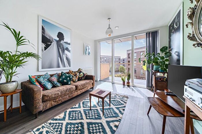 1 Bedroom Flat For Sale In Dixie Court, Adenmore Road, London, SE6