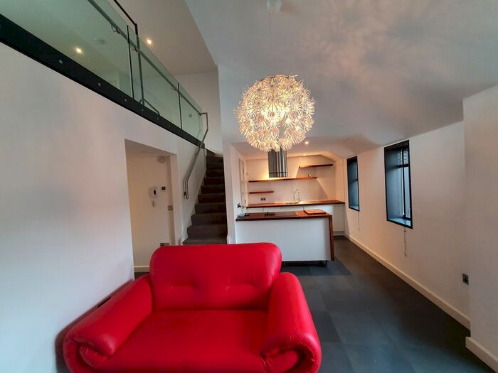 2 Bedroom Flat To Rent In Cowley Road, Oxford, OX4