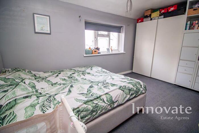 2 Bedroom Semi-Detached House For Sale In Park Road, Oldbury, B69