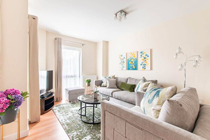 2 Bedroom Flat For Sale In Newman Close, Willesden Green, London, NW10