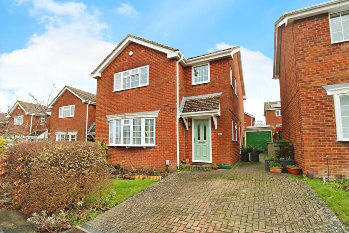 4 Bedroom Detached House For Sale In Liskeard Way, Freshbrook, SN5