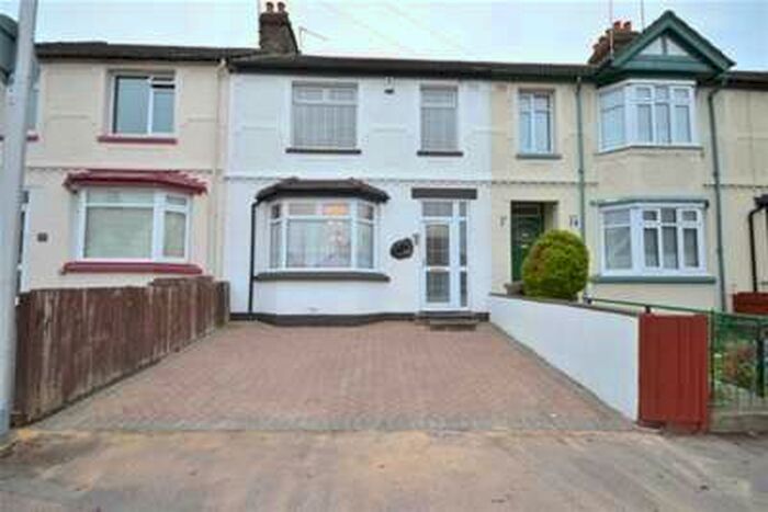 3 Bedroom Terraced House To Rent In Sturdee Avenue, Gillingham, ME7
