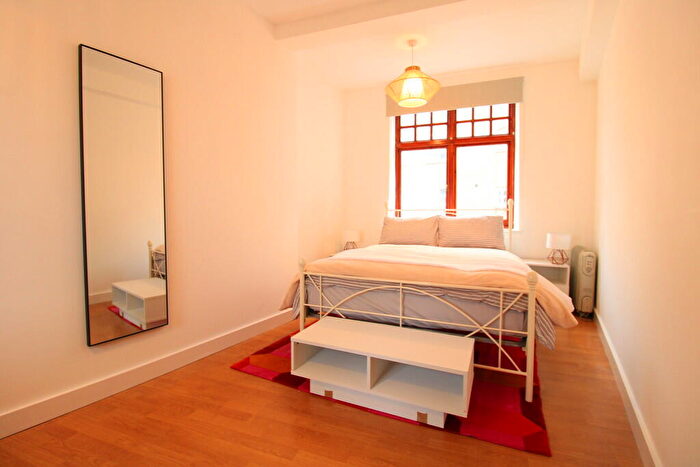 1 Bedroom Flat To Rent In Cheshire Street, London, E2