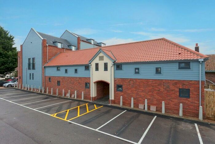 2 Bedroom Flat To Rent In Fakenham, Norfolk, NR21