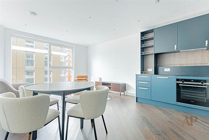 1 Bedroom Flat To Rent In Lavender House, Staines-Upon-Thames, TW18