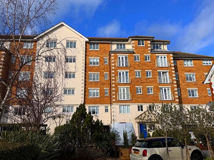 2 Bedroom Flat For Sale In Golden Gate Way, Sovereign Harbour, Eastbourne, BN23