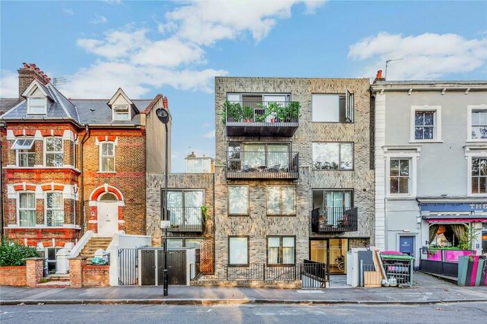 2 Bedroom Apartment To Rent In Northill House, A Queensdown Road, London, E5