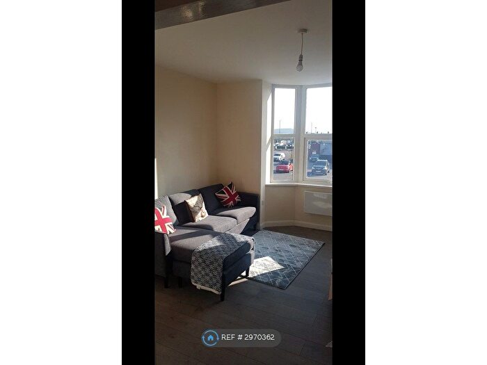 2 Bedroom Flat To Rent In West Dyke Road, Redcar, TS10