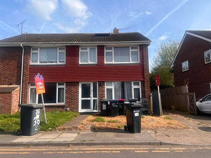 5 Bedroom Semi Detached House For Sale In College Road, Canterbury, Canterbury, CT1