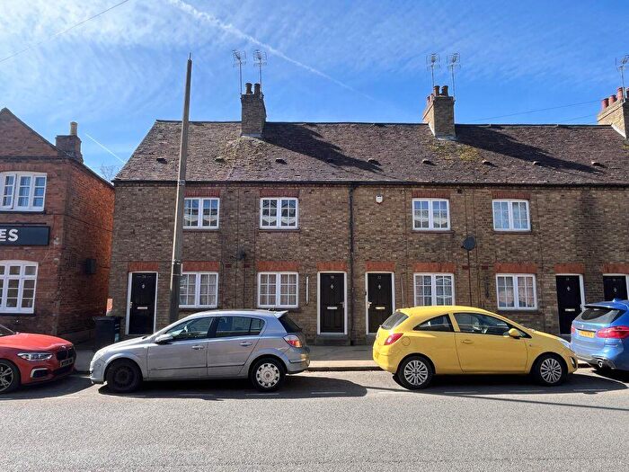 2 Bedroom Terraced House To Rent In Bedford Street, Ampthill, Bedfordshire, MK45