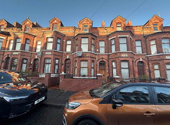 4 Bedroom Terrace House For Sale In Clifton Drive, Belfast, BT14