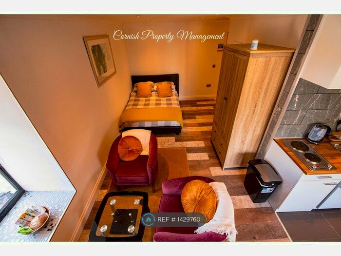 Studio To Rent In Beach Road, Newquay, TR7