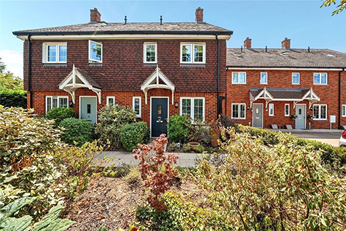 3 Bedroom Semi-Detached House For Sale In Old Woking, Woking, Surrey, GU22