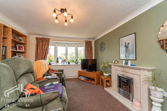 2 Bedroom Semi-Detached Bungalow For Sale In Carterville Close, Blackpool, Lancashire, FY4
