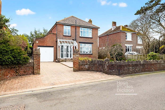3 Bedroom Detached House For Sale In Playstreet Lane, Ryde, Isle Of Wight, PO33