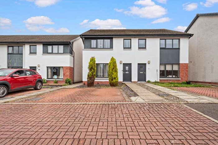 4 Bedroom Semi Detached House For Sale In Bryden Way, Alloa, FK10