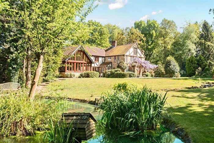 4 Bedroom Detached House For Sale In Hogscross Lane, Chipstead, CR5