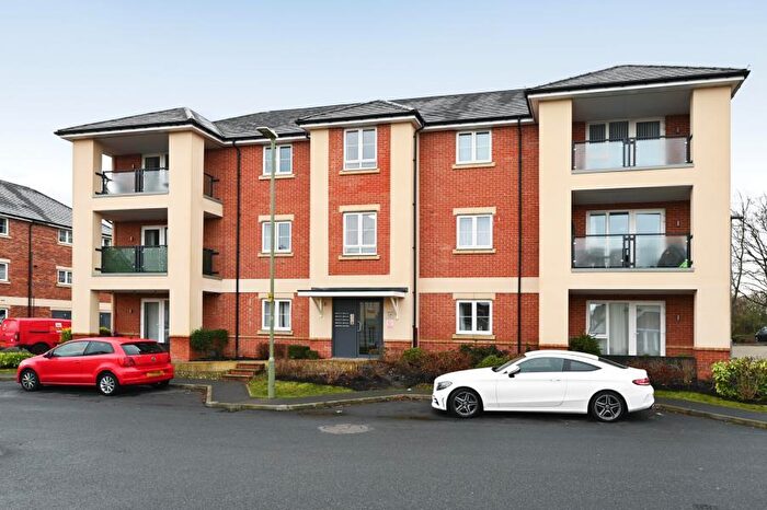 2 Bedroom Apartment To Rent In Blackwater, GU17