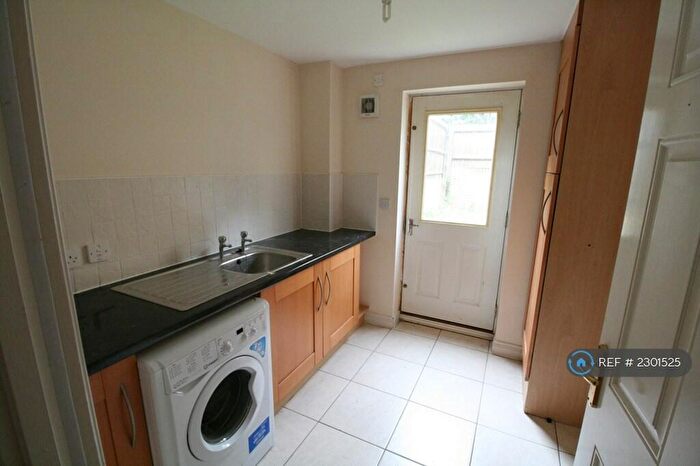 5 Bedroom Terraced House To Rent In Albany Gardens, Colchester, CO2