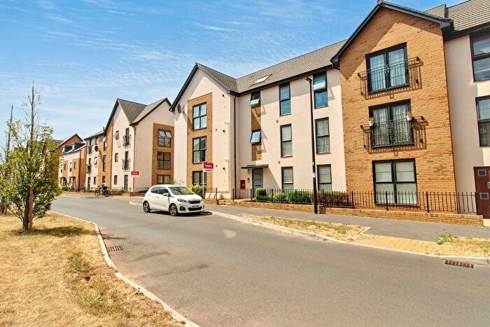1 Bedroom Flat For Sale In Clark Drive, Yate, Bristol, BS37