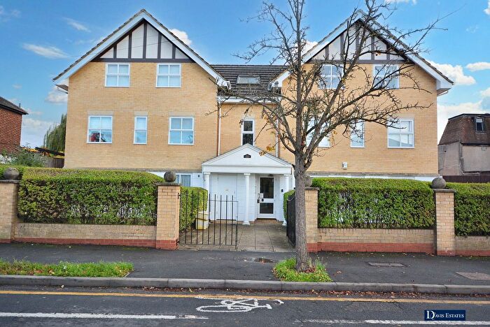 1 Bedroom Flat For Sale In Harcourt Mews, Gidea Park, Romford, RM2