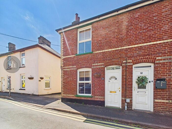 3 Bedroom End Of Terrace House For Sale In Victoria Road, Stowmarket, IP14