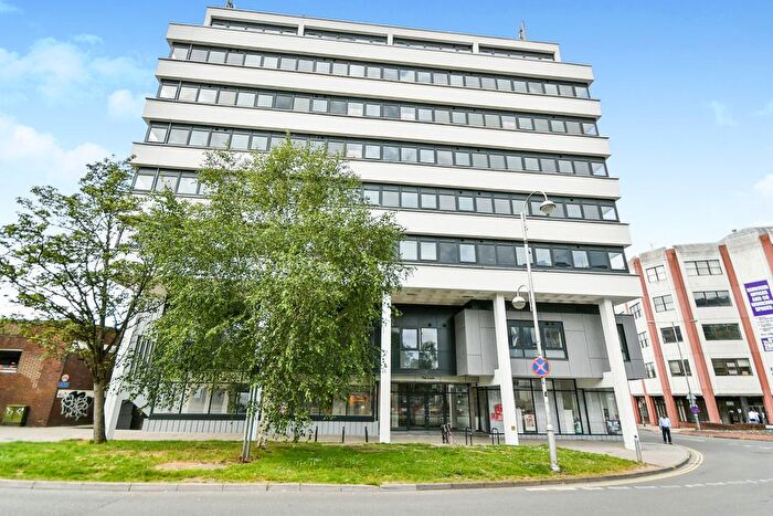 1 Bedroom Property To Rent In The Lock Apartments, Swindon, SN1