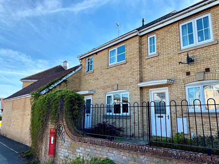 3 Bedroom End Of Terrace House To Rent In Cheddon Road, Taunton, Somerset, TA2