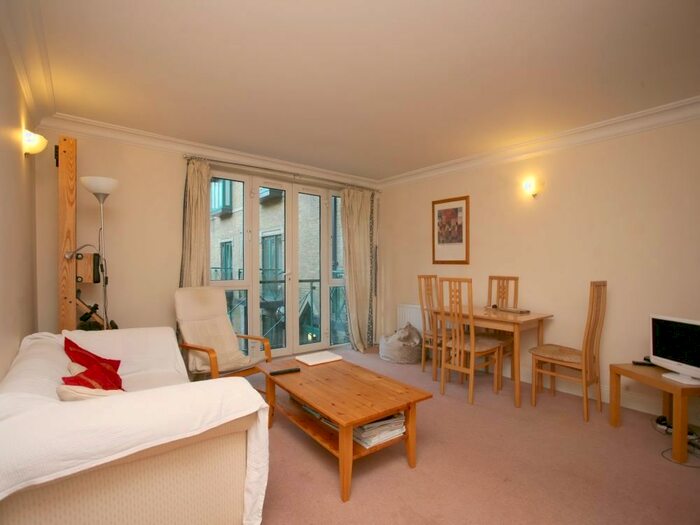 1 Bedroom Flat To Rent In Walpole House, Westminster Bridge Road, London, SE1