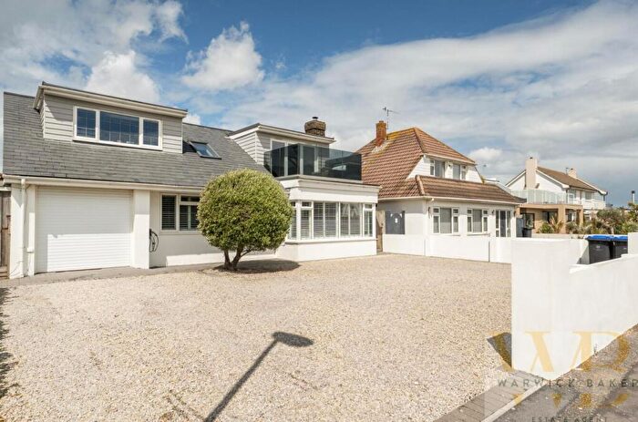 5 Bedroom Chalet For Sale In Old Fort Road, Shoreham By Sea, BN43