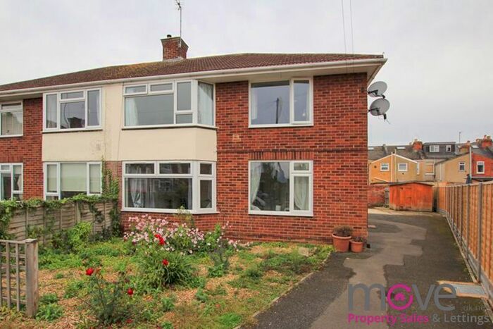 2 Bedroom Maisonette To Rent In Hayes Road, Cheltenham, GL52