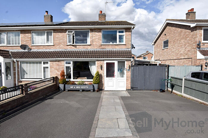 3 Bedroom Semi-Detached House For Sale In Ashdown Close, Loughborough, Leicestershire, LE11