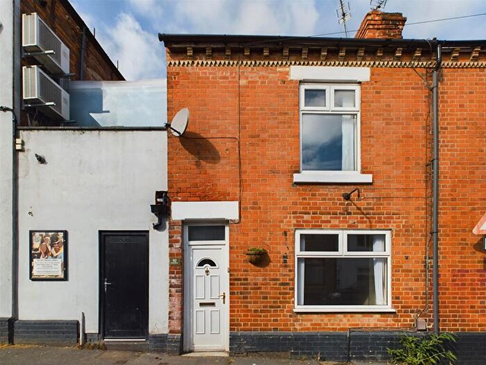 3 Bedroom Terraced House To Rent In Surrey Street, Derby, DE22