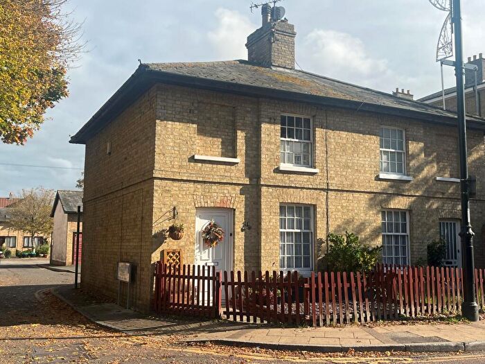 2 Bedroom Semi-Detached House For Sale In High Street, Chatteris, PE16