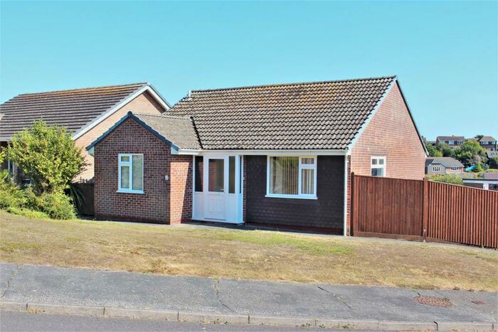2 Bedroom Detached Bungalow To Rent In Clementine Avenue, Seaford, BN25