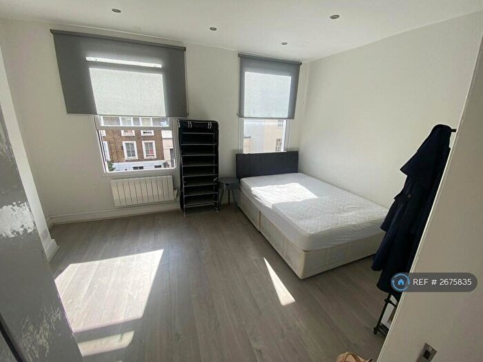 Studio To Rent In Kennington Lane, London, SE11