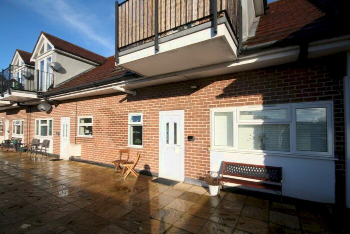 2 Bedroom Apartment To Rent In High Street, Iver, SL0