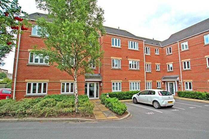 2 Bedroom Apartment To Rent In Kelham Drive, Sherwood, Nottingham, NG5