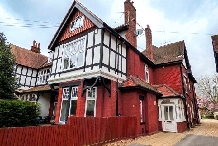 1 Bedroom Apartment To Rent In Westcote Road, Reading, Berkshire, RG30