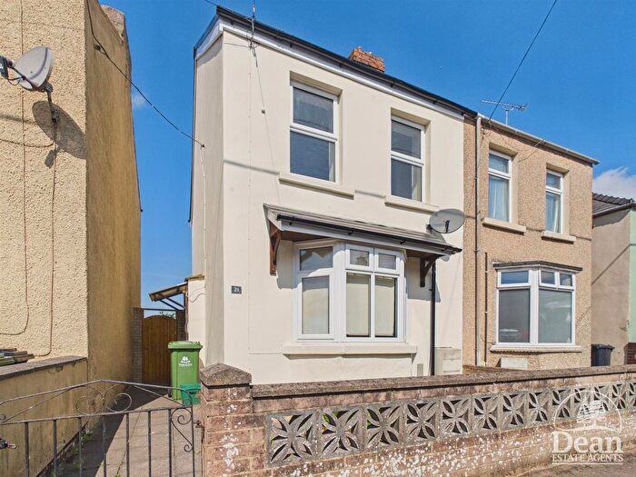 2 Bedroom Semi Detached House For Sale In Pembroke Street, Cinderford, GL14