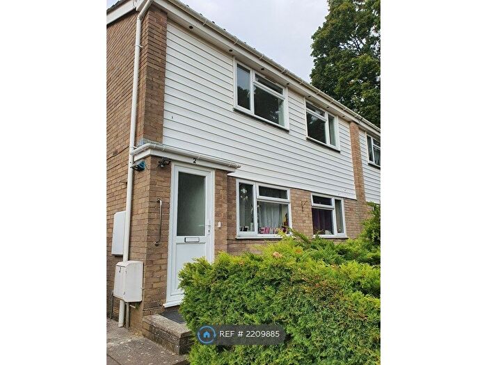 2 Bedroom Maisonette To Rent In Claudius Close, Chandler's Ford, Eastleigh, SO53