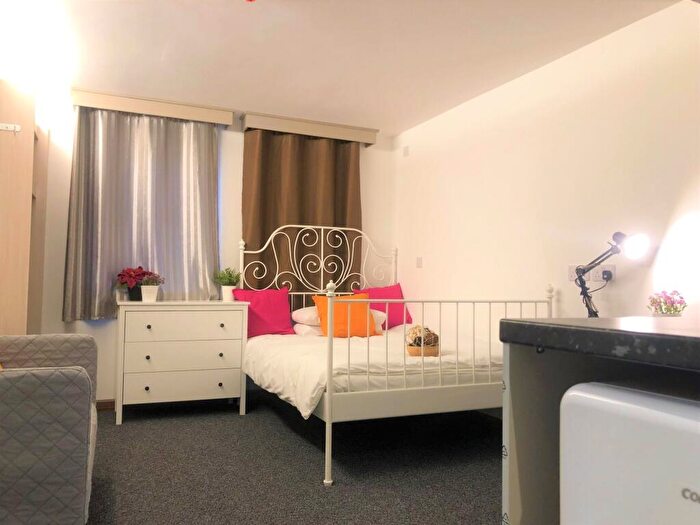 Studio To Rent In Charter Avenue, Coventry, CV4