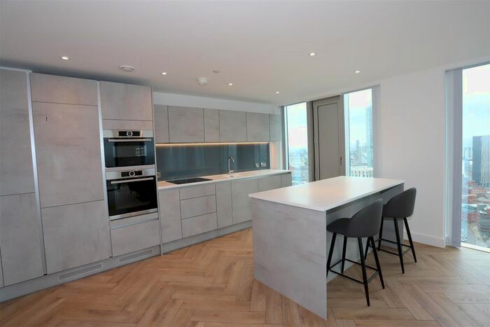 2 Bedroom Flat To Rent In Silvercroft Street, Manchester, M15