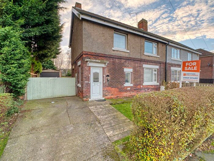 3 Bedroom Semi-Detached House For Sale In South Avenue, Worksop, S80