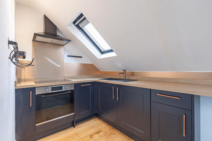 1 Bedroom Apartment To Rent In St. Stephens Road, Cheltenham, GL51