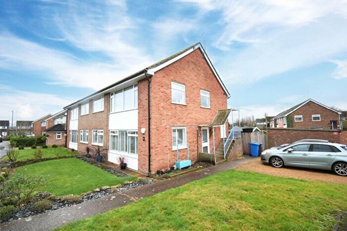 2 Bedroom Maisonette To Rent In Gorse Road, Cookham, Maidenhead, Berkshire, SL6