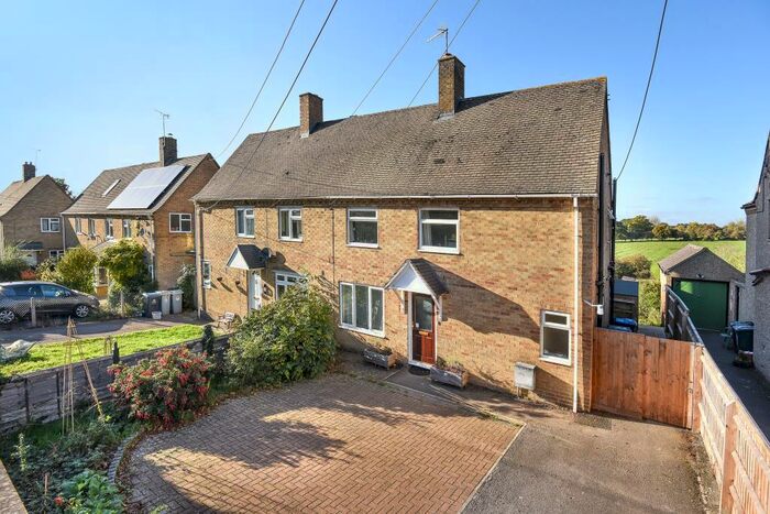 3 Bedroom Semi-Detached House To Rent In Charlbury, Oxfordshire, OX7