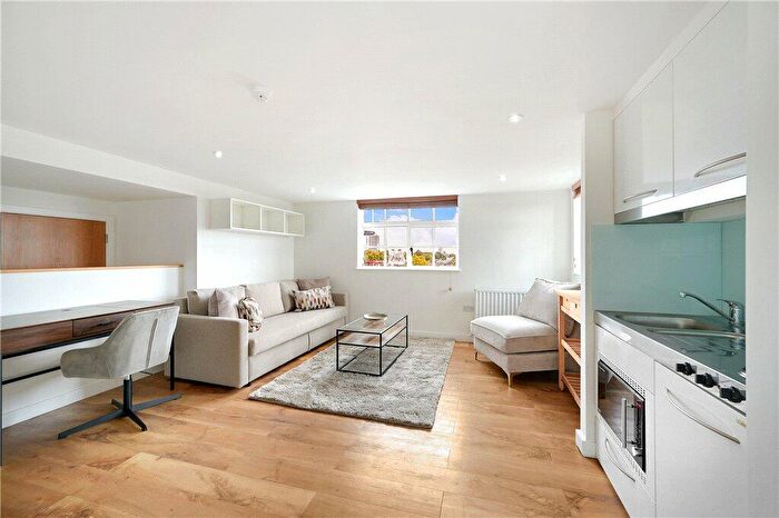Apartment To Rent In Princess Beatrice House, Chelsea, London, SW10